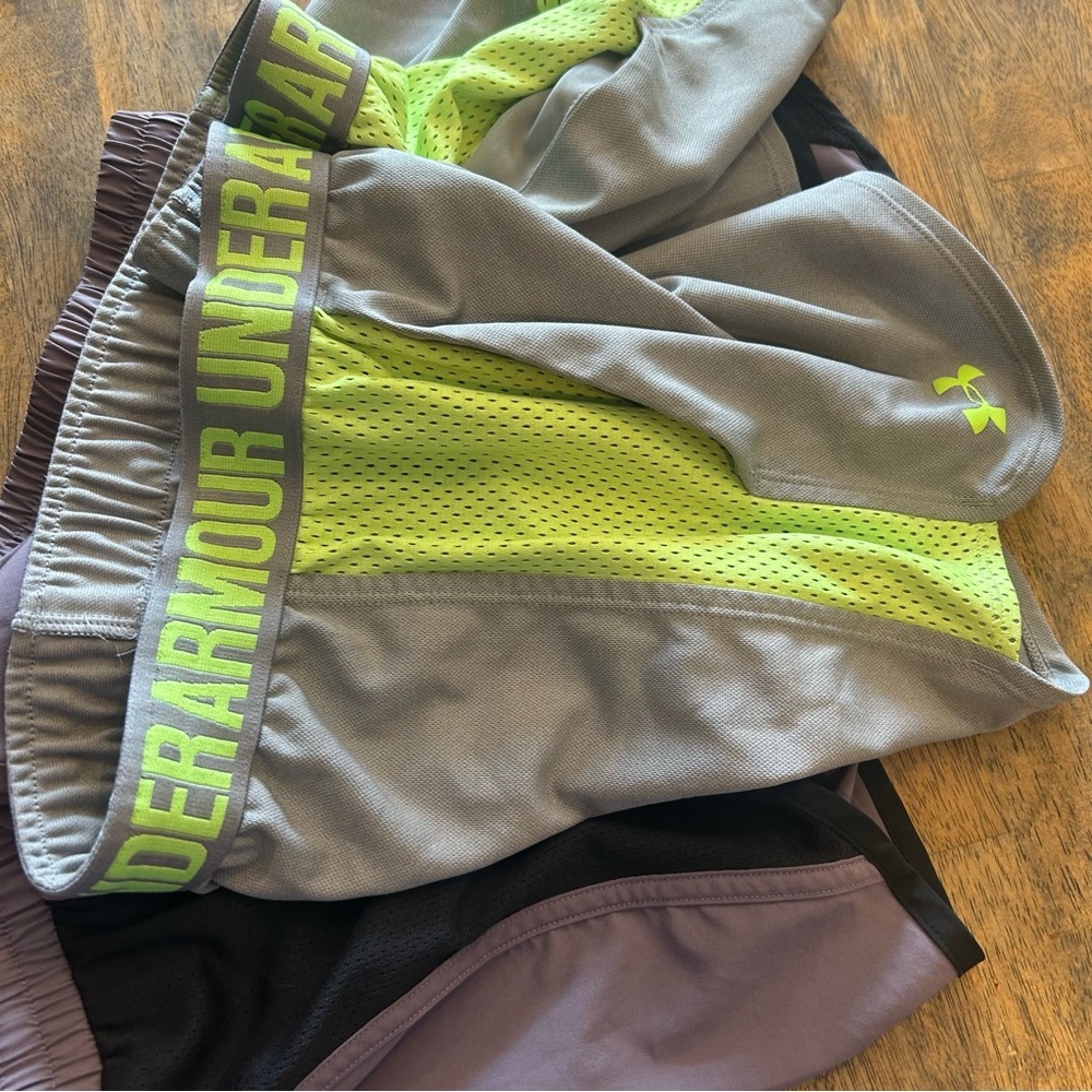 Under Armour Women's Athletic Shorts - Gray and Purple 2 pack Size Large - Picture 4 of 6